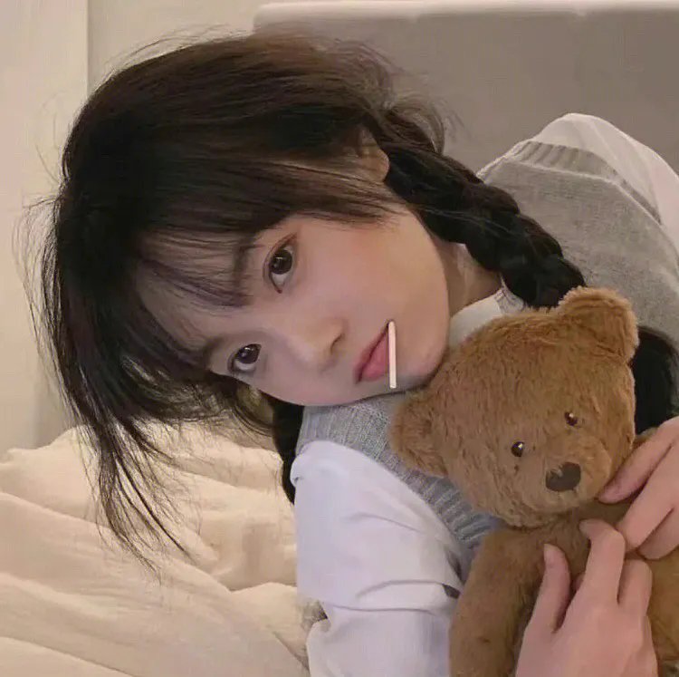 港口的日本姑娘